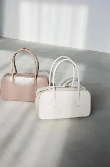 herlipto Trois Logo Mini Boston Bag