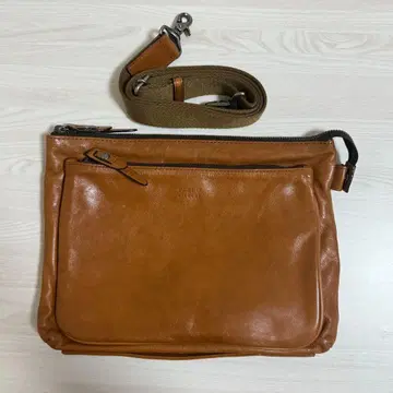 TAKEO KIKUCHI 다케오 키쿠치 클러치 숄더 겸용 백 카멜