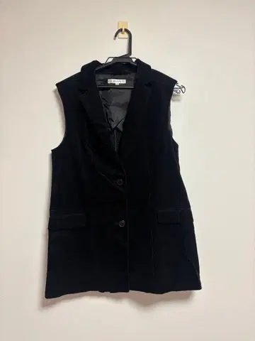 MOUSSY 블랙 코듀로이 슬리브리스 자켓