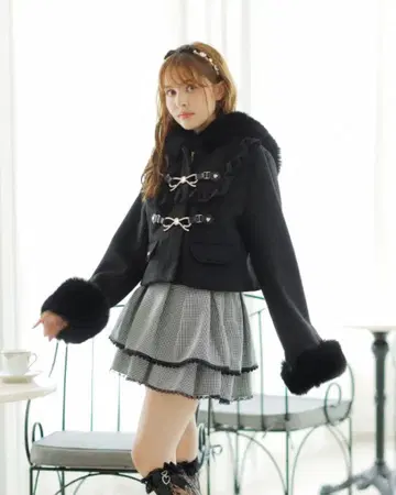 LIZLISA 비쥬 리본 숏 후드 코트 블랙