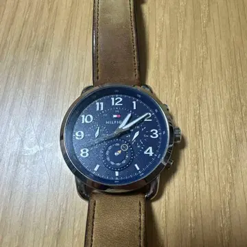 TOMMY HILFIGER 크로노그래프 손목시계