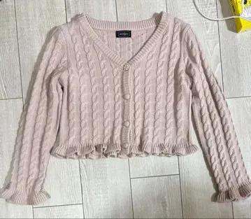 evelyn 에블린 핑크 케이블 짜임 니트 가디건 겨울 상품