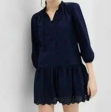 GAP 아이렛 레이스 원피스