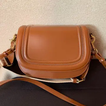 택 포함 새상품 ZARA 2WAY 크로스 바디백 브라운 카멜