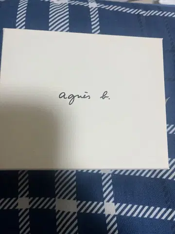 agnes b 이단 접이식 지갑 블랙