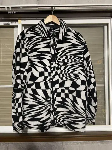 ZARA 흑백 체크 무늬 자켓 L-XL