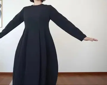 marw 말 유나이티드 애로우즈 벌룬 원피스