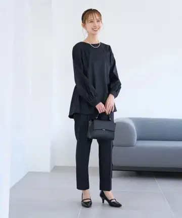 로페피크닉 페플럼 블라우스 펄 디테일 팬츠 세트 택 포함 새상품