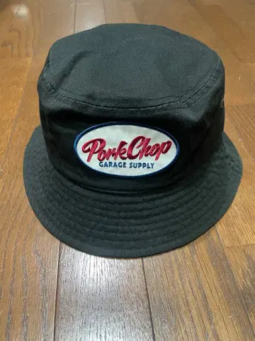 Pork Chop Garage Supply 버킷햇 블랙