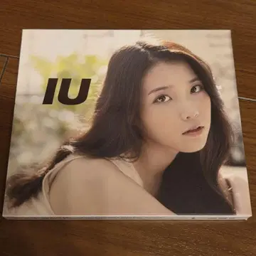 아이유(IU) Good Day [DVD 포함 초회 한정판 B]