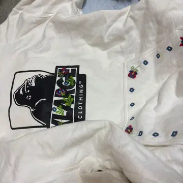 X-LARGE 화이트 후드 후드티