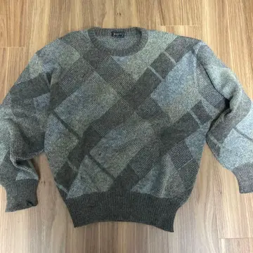 니트 스웨터 구제 의류