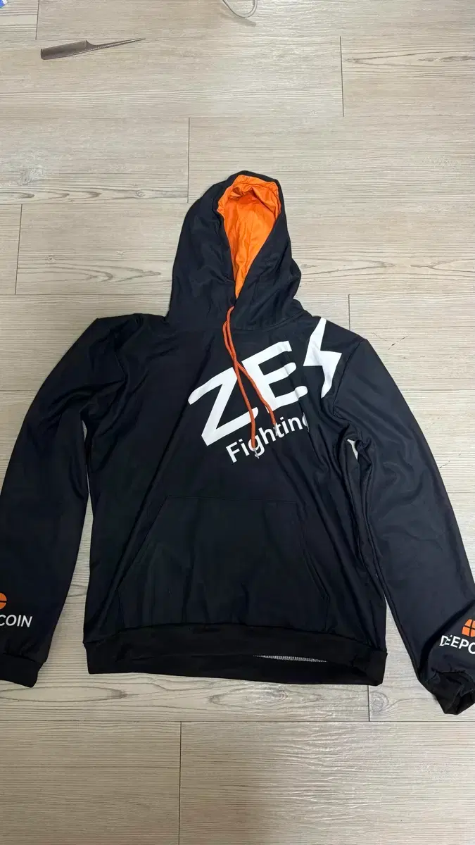 Zeus FC Goods Hoodie (Unworn) Size M