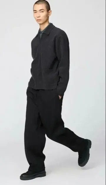 UNIQLO 맨투맨 와이드 팬츠 블랙