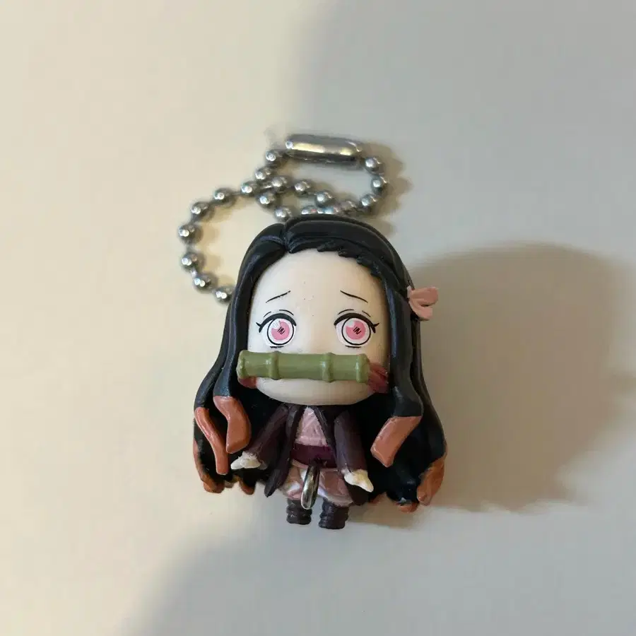 귀멸의칼날 네즈코 대롱가챠 피규어 키링