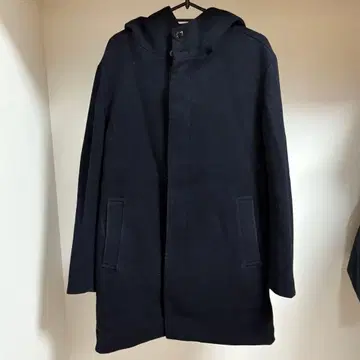 GU 네이비 후드 부착 코트 겨울 의류