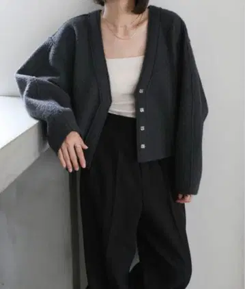 select MOCA 부클레 V넥 숏 가디건