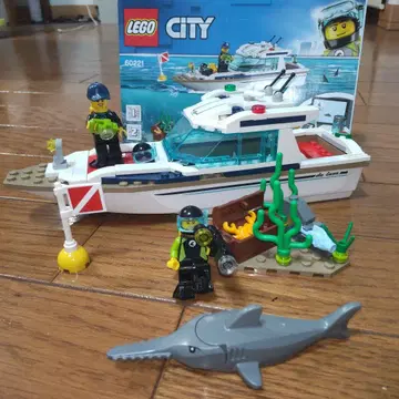 LEGO City 60221 보트 세트