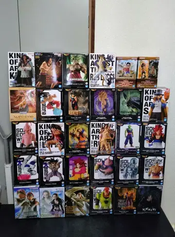 드래곤볼, 원피스 피규어 30세트