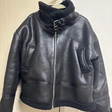 블랙 가죽 보아 자켓