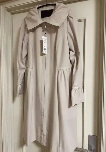 TO BE CHIC 빅 사이즈 44 (13호 정도) 베이지 코트 택 포함