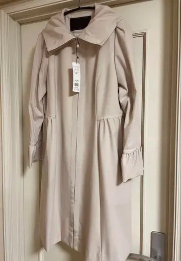 빅 사이즈 TO BE CHIC 44 13호 정도 베이지 코트 택 포함