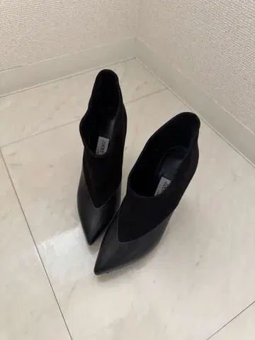 [ jimmy choo ] 지미추 펌프스 부티 숏부츠