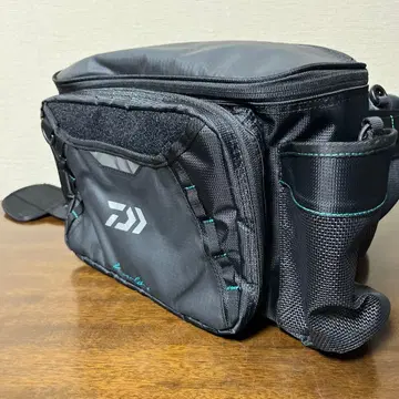 [ 미사용 새상품 ] 다이와 에메랄다스 택티컬 힙백 ( C )