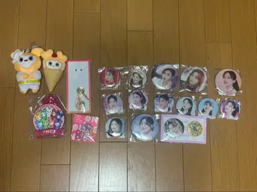 TWICE 지효 캔뱃지 키링 묶음 판매