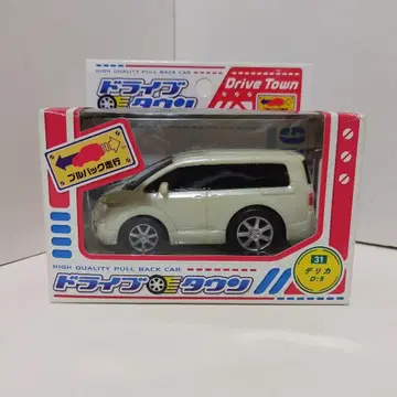 미쓰비시 델리카 D5 델리카 D:5 화이트 펄 드라이브 타운 풀백카