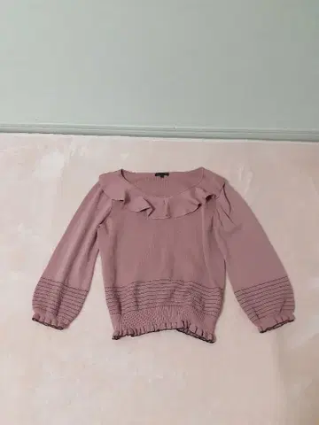 투 비 시크 니트 더스티 핑크 프릴