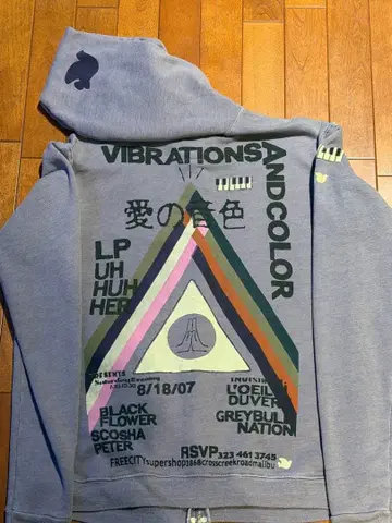 FREE CITY VIBRATIONS AND COLOR 후드티 사이즈 3