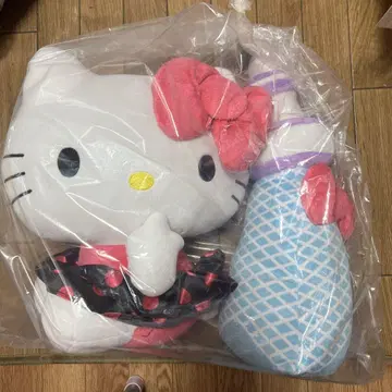 초초레어 헬로키티 도쿄 스카이트리 봉제 인형