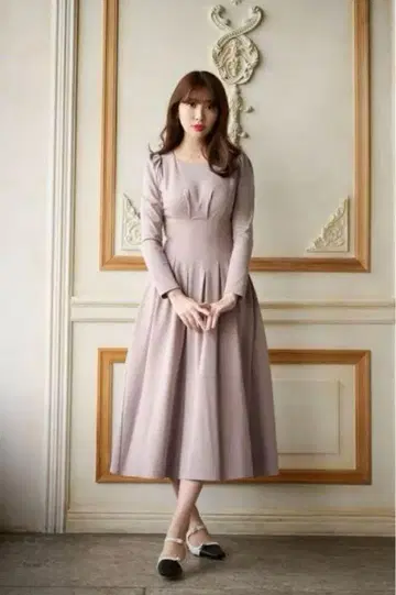 [ 새상품급 ] herlipto Marylebone Long Dress