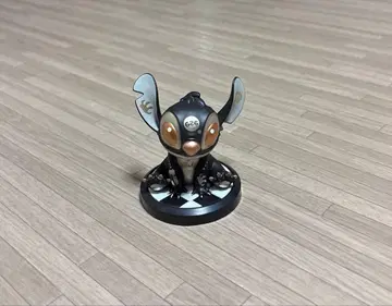 스티치 피규어 스페이스