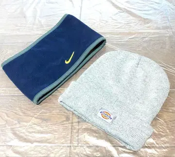 새상품. 미사용 Nike 넥워머와 Dickies 니트 모자