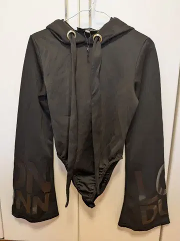 MISSGUIDED 후드 부착 바디수트 블랙