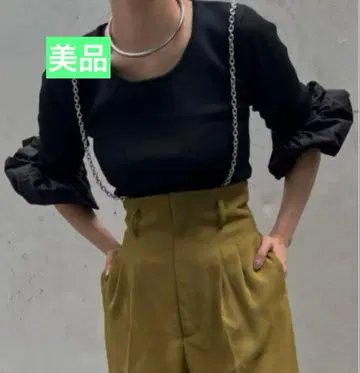 [ 새상품급 ] PINCH SLEEVE KNIT TOP 블랙 Ameri