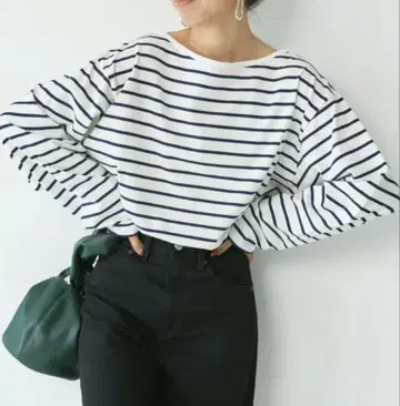 새상품 ungrid 보트넥 보더 롱 슬리브 Tee 롱T