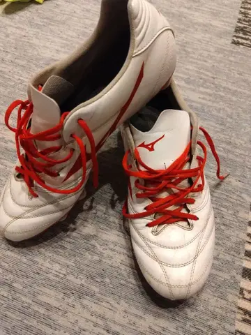 미즈노 축구 스파이크 모나르시다 NEO 2 SW (화이트 x 레드)