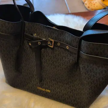 새상품급 MICHAEL KORS 블랙 토트백