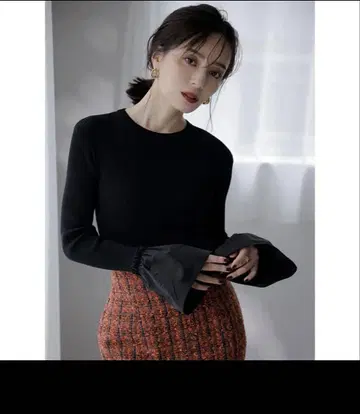 디테일 슬리브 니트 풀오버