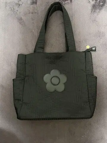 마리콴트 MARY QUANT 마리쿠아 데이지 토트 백