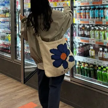 CPCM 핸드니트 백 꽃무늬