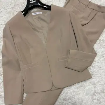 새상품급 내추럴 뷰티 베이직 팬츠 수트 노카라 워셔블