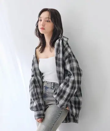 INGNI 2way 오프숄더 체크 무늬 셔츠