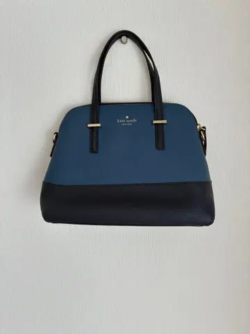 [ 새상품급 ] Kate Spade 핸드백 파랑과 블랙 보증서 포함