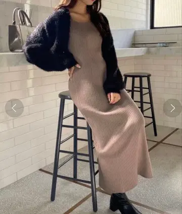 푹신푹신한 니트가 아찔하게 귀여워요. 니트 세트 원피스 브라운 블랙