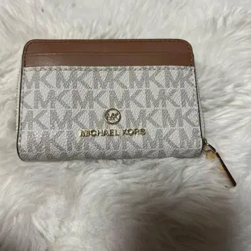 [ 새상품급 ] MICHAEL KORS 코인 케이스