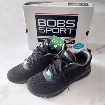 새상품 미사용 스케쳐스 여성용 스니커즈 SKECHERS 블랙